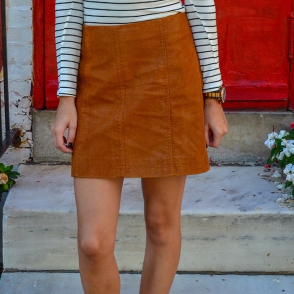 Free People Modern Femme Vegan Suede Mini Skirt - Picture 1 of 6
